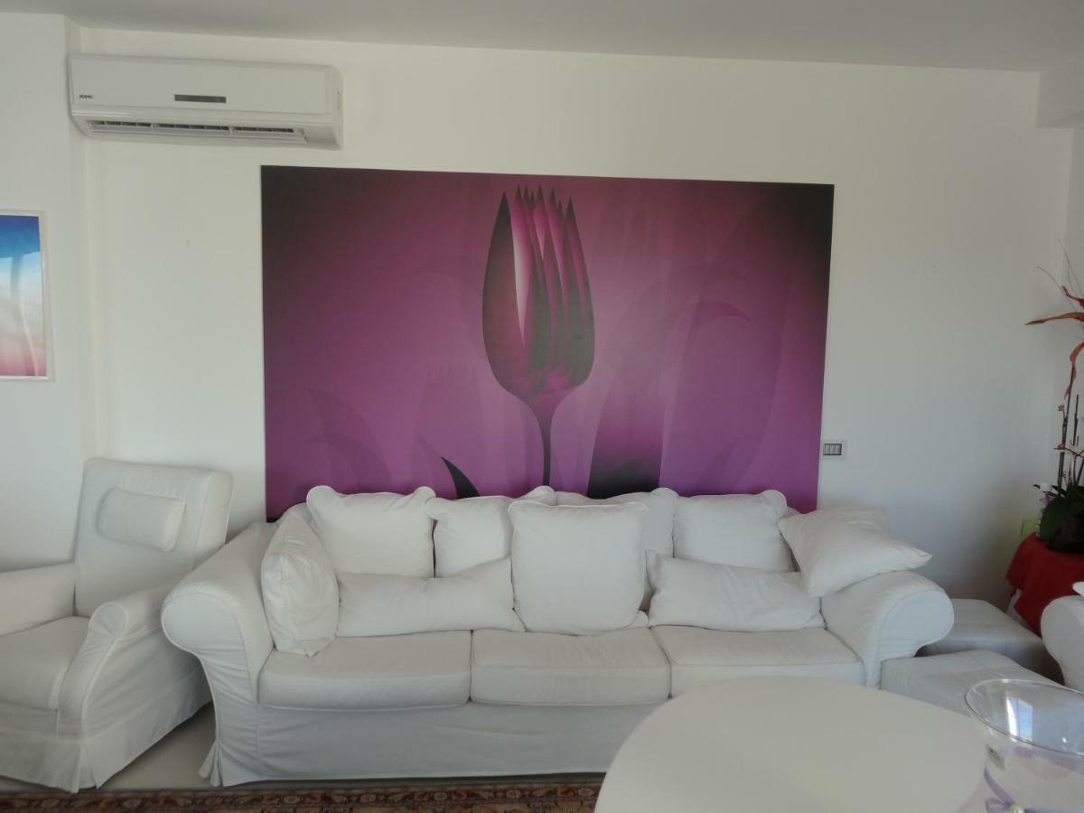 La Casa Di Gioconda Hotell Olbia Eksteriør bilde